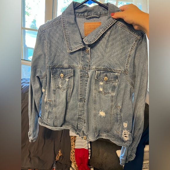 Jean jacket - Picture 1 of 1